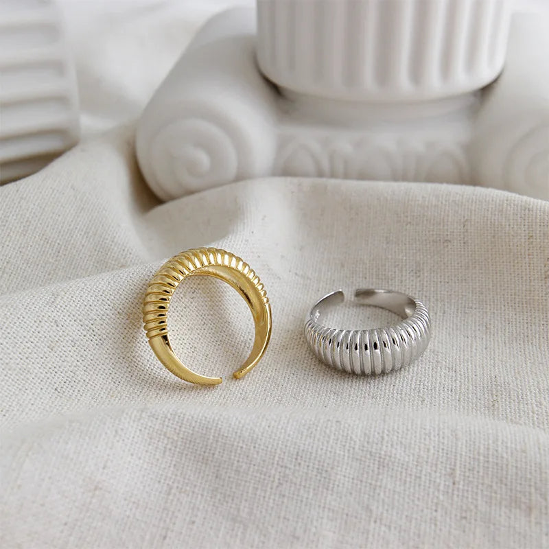 Craze Ring