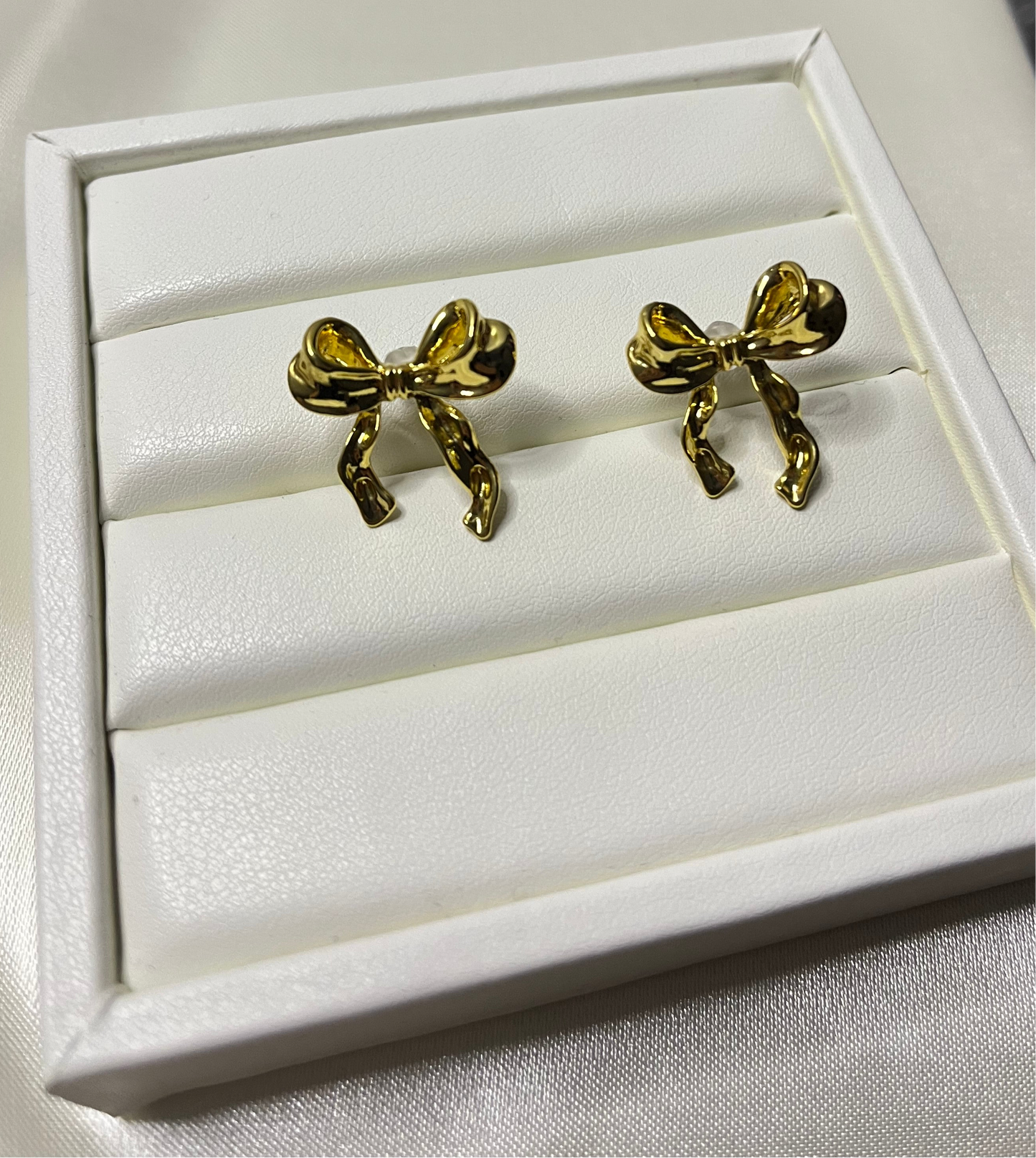 Ribbon Ohrring