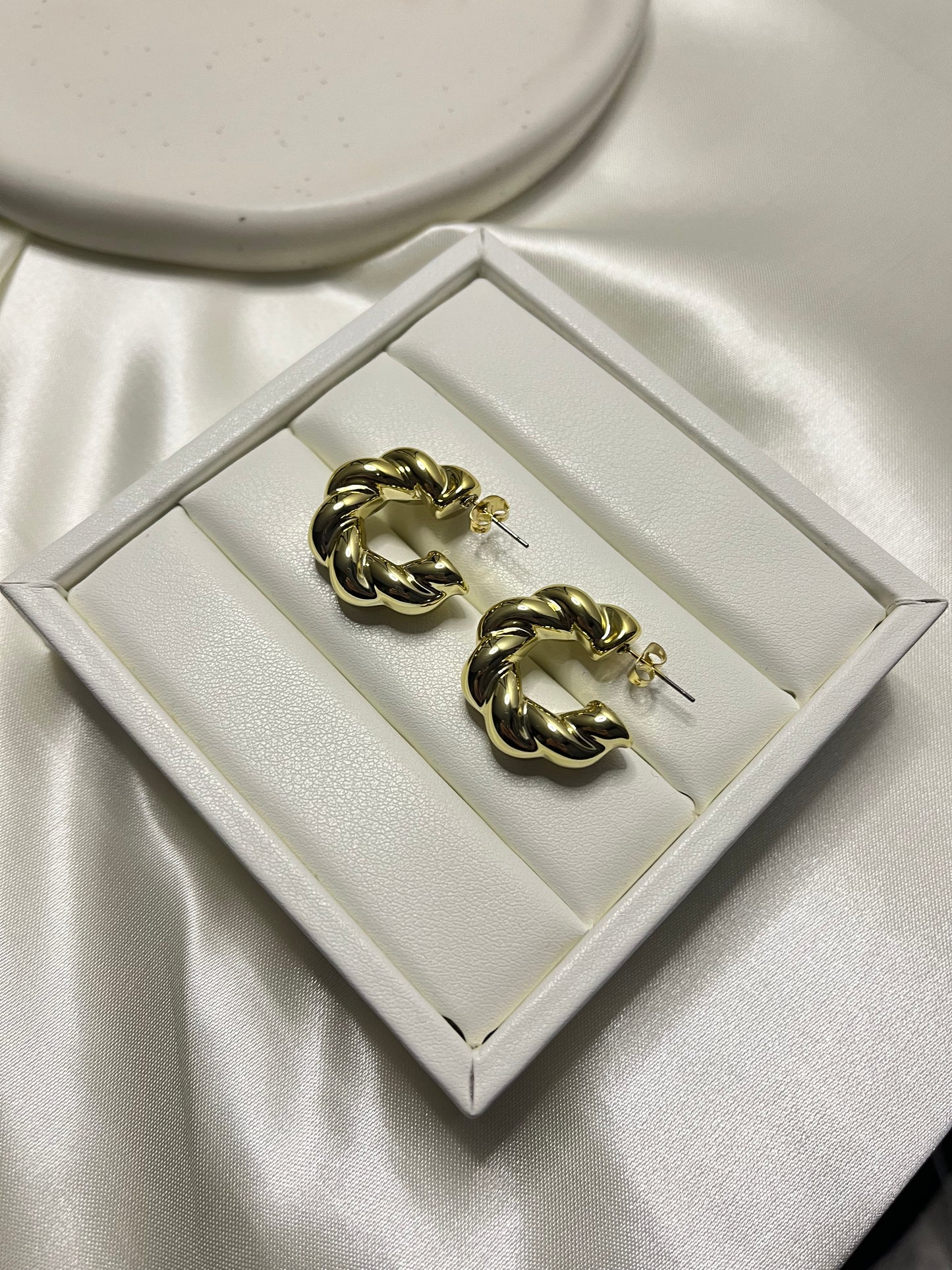 Creolen Twist Ohrring