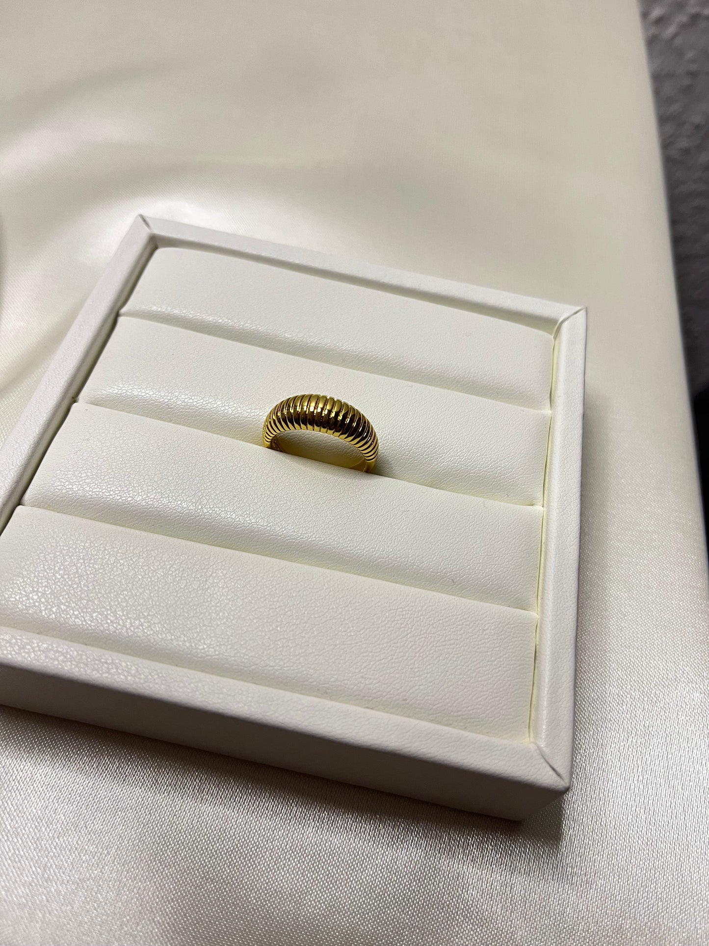 Craze Ring