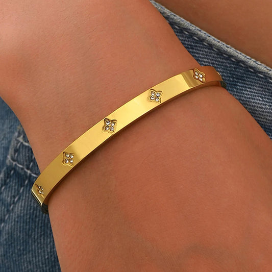 Leaf Stone Bracelet